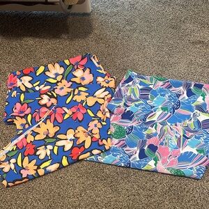 Bundle of 2 Jodifl tops! Floral V-Neck Women's Top